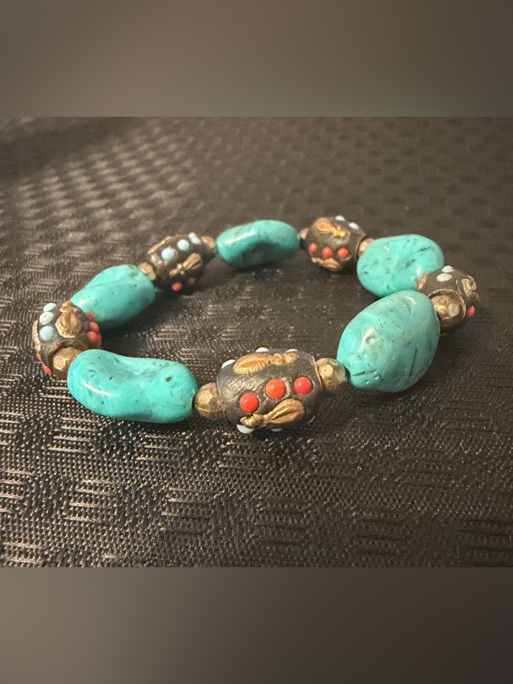 Tibetan style Bead Stretch Bracelet with Decorative Accent Beads